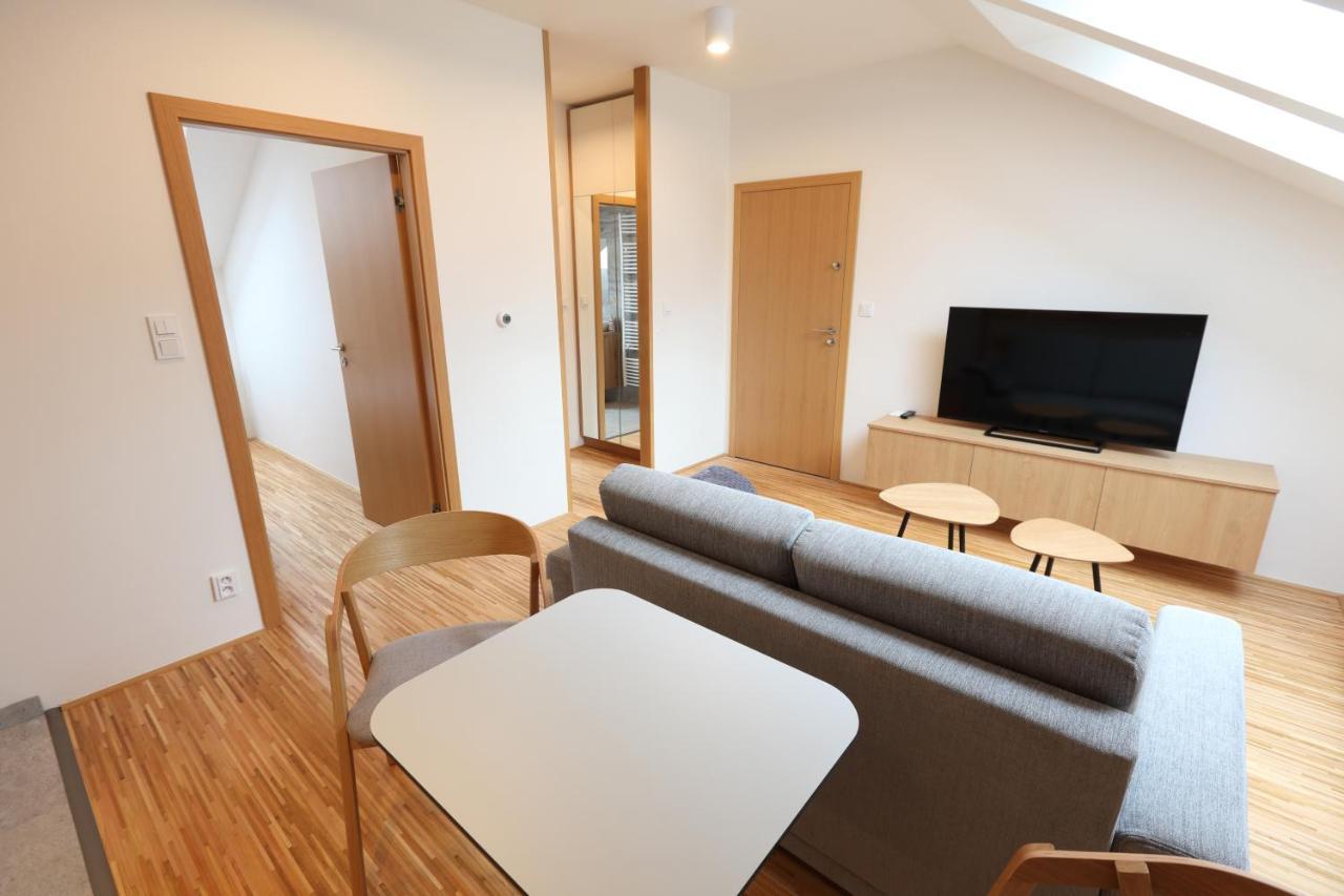 Apartmany U Kvetne Zahrady Kroměříž Esterno foto